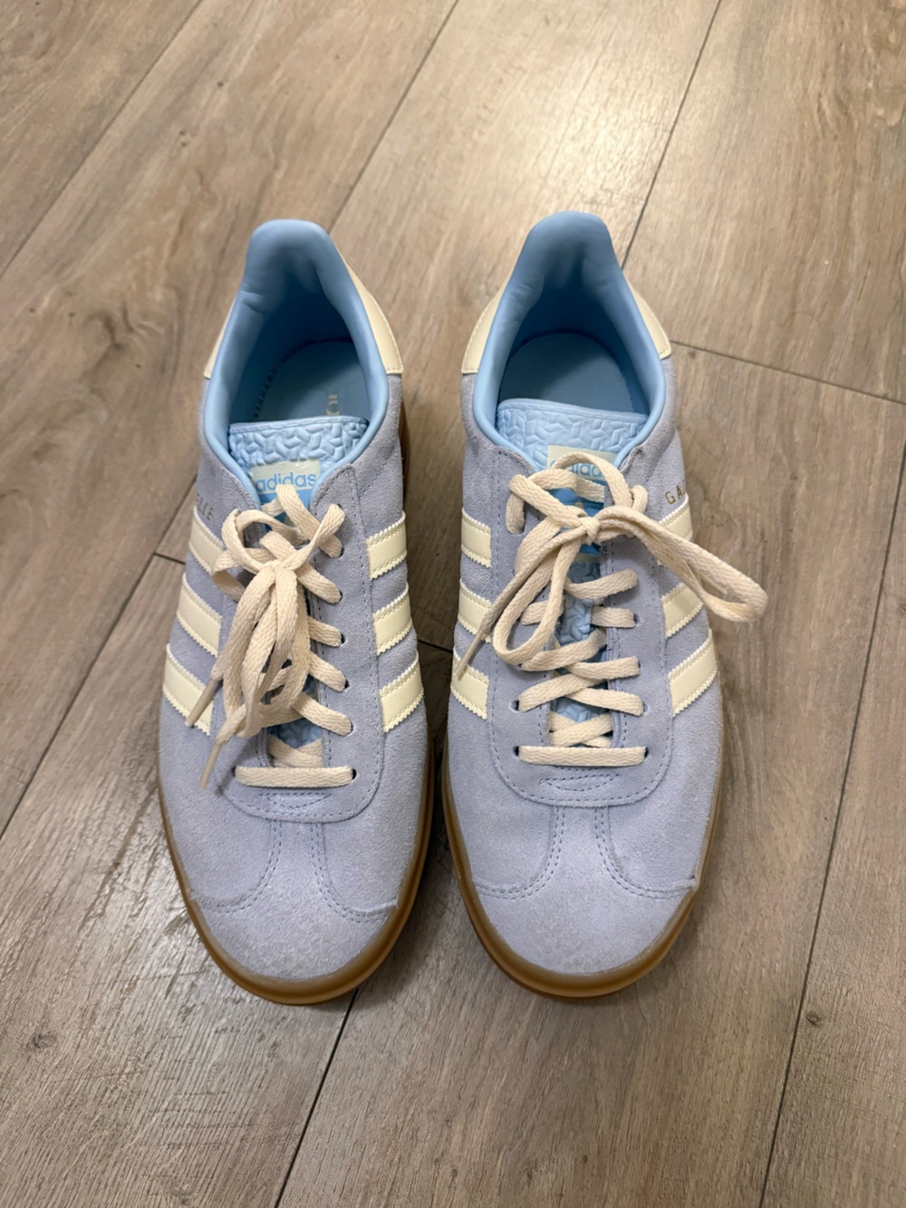 Light Blue Adidas Gazelle size 10